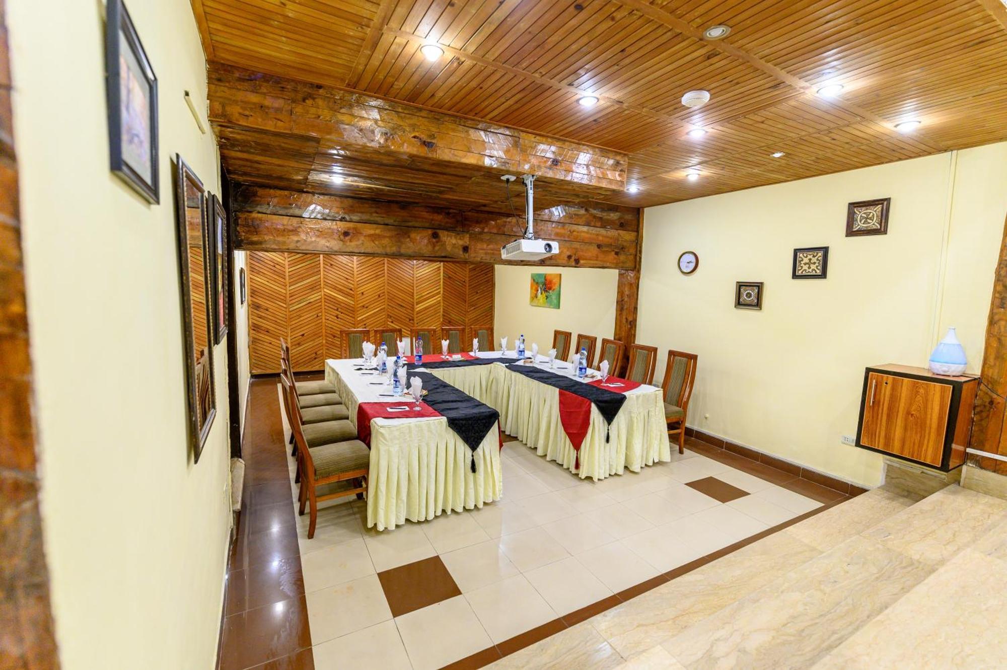 Hotel One Bhurban Murree Esterno foto