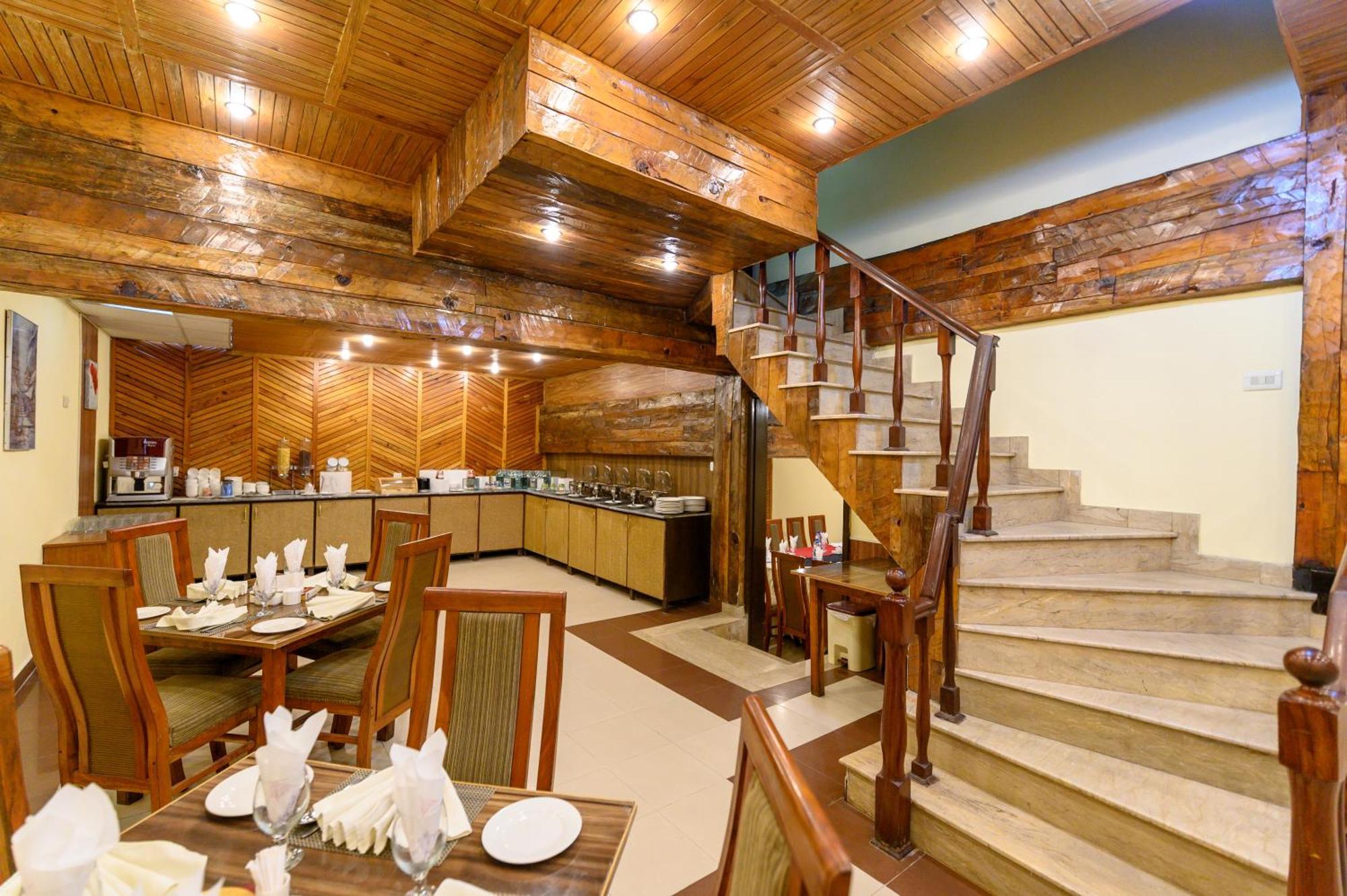 Hotel One Bhurban Murree Esterno foto